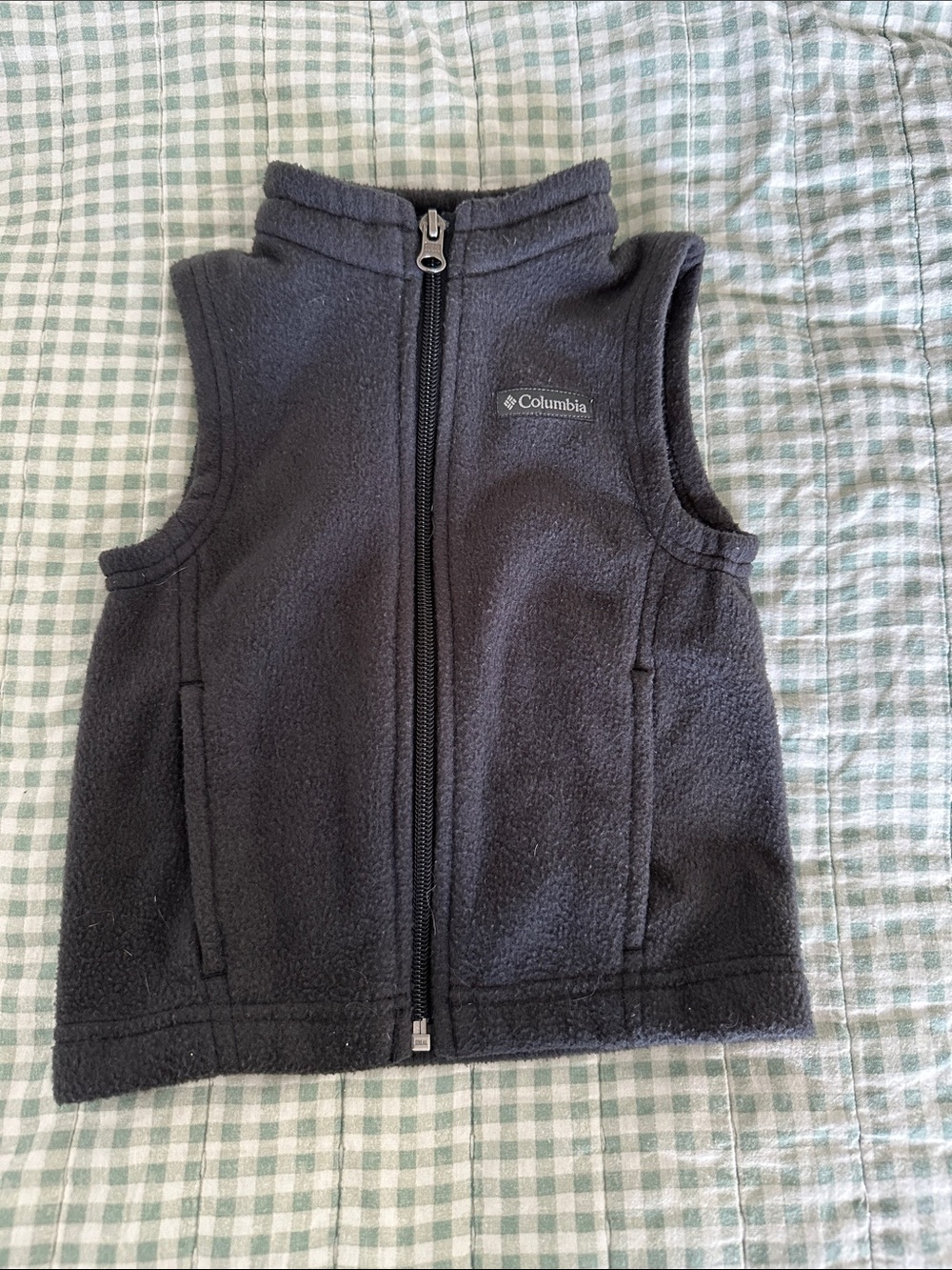 Columbia Black Fleece Zip-Up Vest